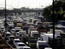 Aturan Baru: Truk Dilarang Melintas di Tol Saat Mudik Lebaran