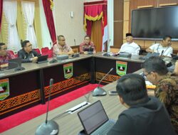 Usai Retret, Gubernur Mahyeldi dan Wagub Vasko Bahas Efisiensi Anggaran dalam Rapat bersama TAPD Sumbar