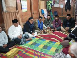Gubernur Mahyeldi Singgah Sahur di Taratak Tangah, Serahkan Bantuan Bedah Rumah untuk Keluarga Bu Nuraniah