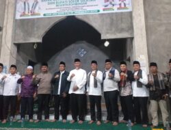 Bupati Solsel Bersama  Gubernur Sumbar Safari Ramadhan di Masjid Salman Tanggo Akar Sangir