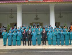 Pengukuhan Ketua TP PKK, Posyandu, dan Dekranasda se-Sumbar, Gubernur Mahyeldi : Mitra Strategis dalam Meningkatkan Kualitas Masyarakat