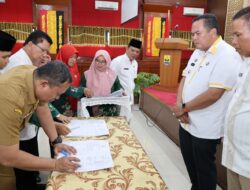 Pejabat Jajaran Pemko Pariaman Tandatangani Perjanjian Kinerja