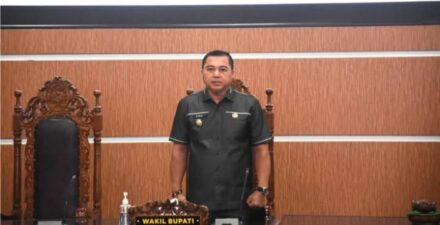 Wakil Bupati Kapuas Dodo, SP Turut Hadiri Rapat Paripurna