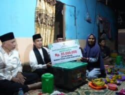 Nurmaini Janda Miskin Terharu Terima Bantuan Bedah Rumah dari Gubernur Sumbar
