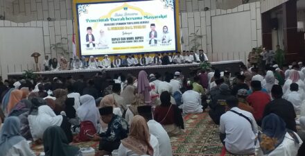 Ribuan Warga Padati Buka Puasa Bersama Pemkab Solok Selatan, Syukuri Pelantikan Bupati dan Wakil Bupati