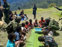 Makan Bersama, Wujud TNI Manunggal Dengan Rakyat