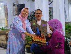 Kwarcab Parmuka Payakumbuh Salurkan Paket Sembako, Rida : Bentuk Pengamalan Satya dan Darma Pramuka