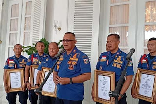 Gaji Damkar PJLP Jakarta Dinaikkan