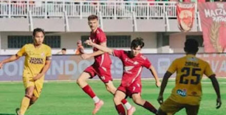 PSM Makassar Bungkam Semen Padang 2-0, Asa Kabau Sirah Bertahan Kian Menipis