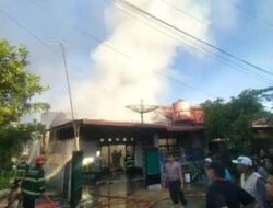 Akses Sempit Hambat Pemadaman Kebakaran di Padang