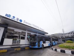 Halte Pasar Senen Resmi Ganti Nama Jadi Halte Senen Toyota Rangga