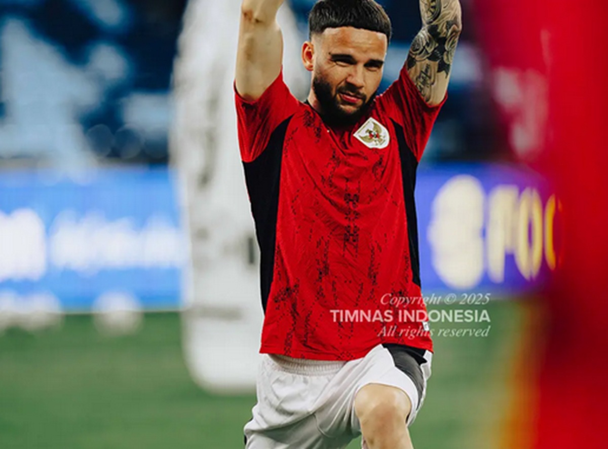 Calvin Verdonk kala membela Timnas Indonesia.