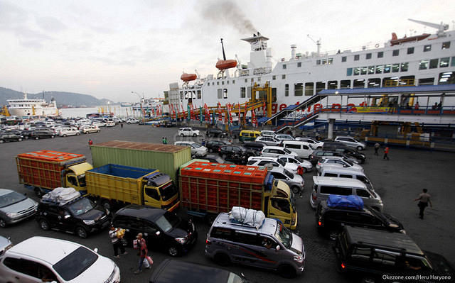 Arus Balik Lebaran, Ribuan Kendaraan Antre Masuk Kapal di Pelabuhan Bakauheni