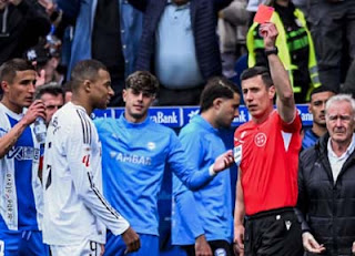 Mbappe Kartu Merah