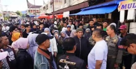Pemkot Padang Panjang Tertibkan PKL