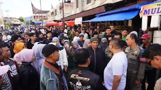 Pemkot Padang Panjang Tertibkan PKL