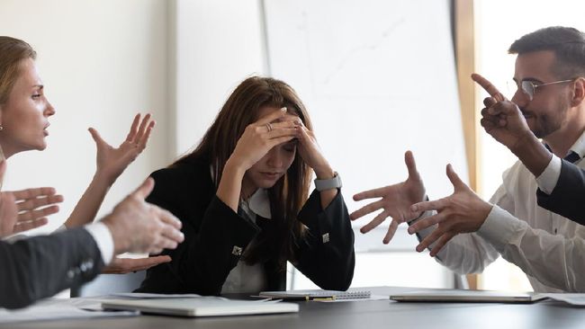 Wanita perlu lebih pandai mengelola stres. Studi terbaru mengungkap wanita dengan stres berlebih dapat meningkatkan risiko terkena stroke.