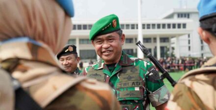 Kasad Dampingi Panglima TNI Berangkatkan 1.090 Personel Satgas UNIFIL ke Lebanon