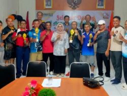 Anggota DPRD Tanah Datar Mulyani Hadiri Turnamen Tenis Meja PTM Cindua Mato