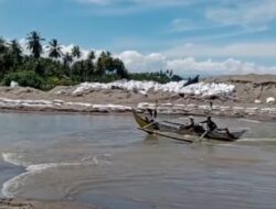 Muara Sungai Batang Ulakan Telah Terbuka Nelayan Sumringah !
