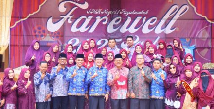 Hadiri Perpisahan SMA Negeri 1 Payakumbuh, Wako Zulmaeta : Mari Kita Isi Waktu Dengan Positif, Jauhi Penyalahgunaan Narkoba