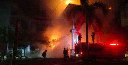 Gedung FKM Unand Terbakar.