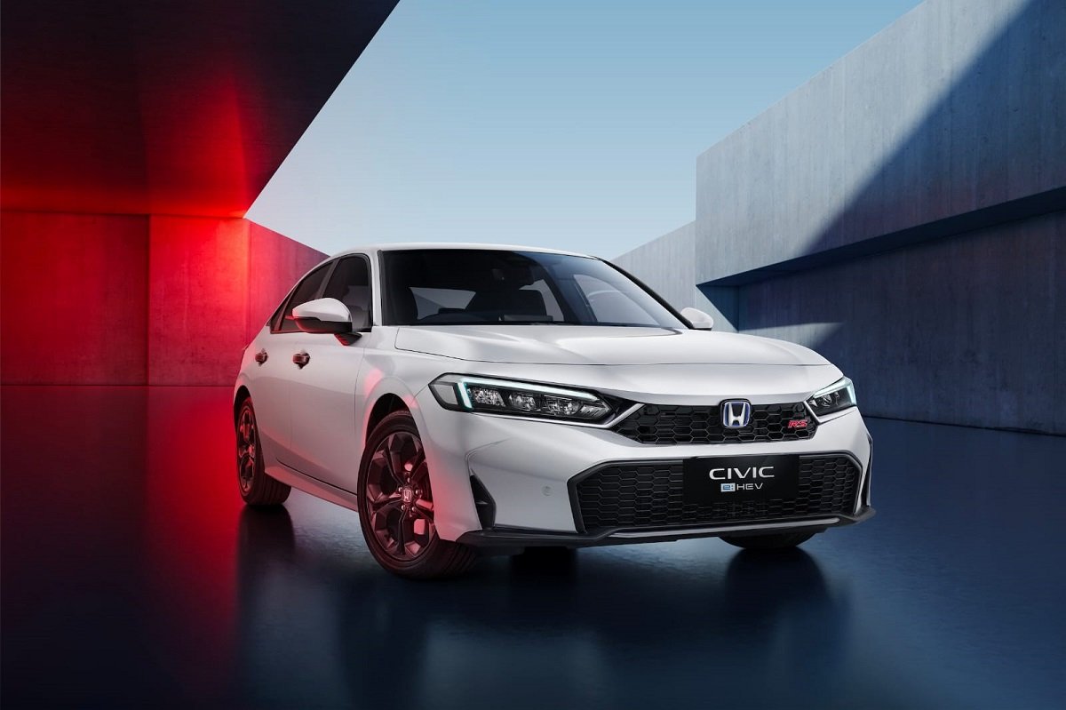 Honda Civic RS Hybrid Meluncur Dibanderol Rp699 Juta, Intip Spesifikasinya.