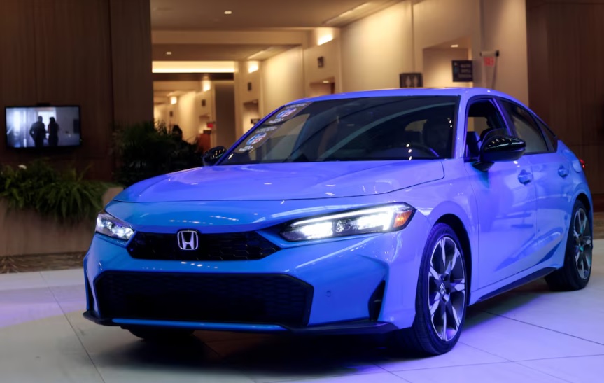 Alihkan Fokus ke Hybrid, Honda Pangkas Investasi Mobil Listrik.