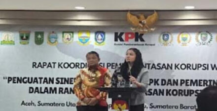 Bupati Annisa Suci Ramadhani dan Ketua DPRD Jemmy Hendra.