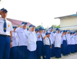 Padang Panjang Gratiskan Seragam Sekolah bagi Siswa dari Keluarga Kurang Mampu