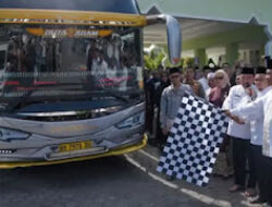 Wakil Wali Kota Padang Resmi Lepas 423 Jamaah Haji Kloter Pertama