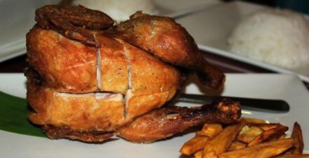 Studi, Konsumsi Daging Ayam Berlebih Tingkatkan Risiko Kanker Pencernaan