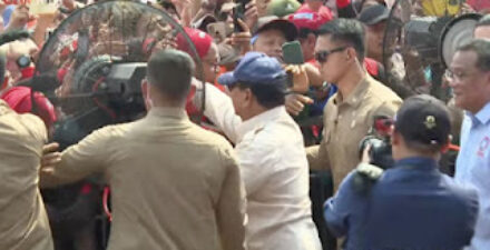 Presiden Prabowo Hadiri May Day 2025, Ribuan Buruh Padati Monas