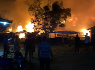 Api membakar barak siswa di SPN Padang Besi, Kota Padang.