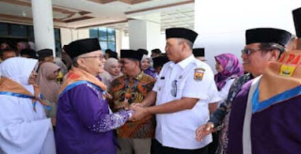 JCH Pariaman Resmi Berangkat, Wawako Ingatkan Jaga Kesehatan