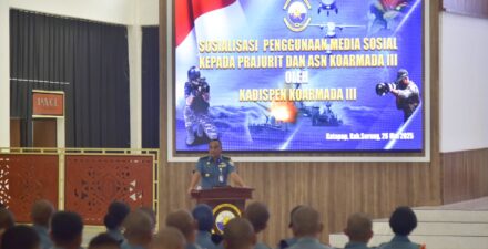 Kadispen Koarmada III Tekankan Bijak Bermedsos, Prajurit Diminta Jaga Citra TNI AL