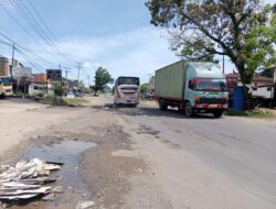 Anggota DPRD Dharmasraya H. Heri Saputra, S. E., M. M. Murka Atas Buruknya Kondisi Jalan Nasional