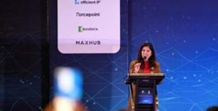 Meutya Hafid Tekankan Konektivitas Digital demi Transformasi AI Merata