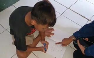 Muhammad Zaini (9) anak berkebutuhan khusus di Cilegon terpaksa tidak sekolah