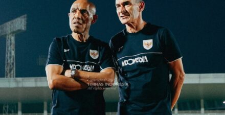 Gerald Vanenburg Pimpin Timnas U-23, Ini Susunan Tim Kepelatihannya