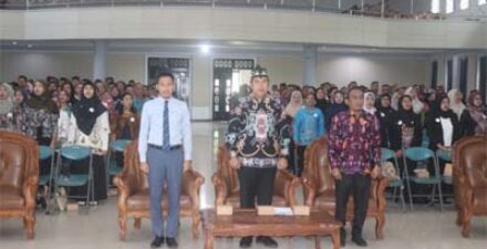 Wakil Bupati Pulang Pisau Buka Kegiatan Seminar Nasional