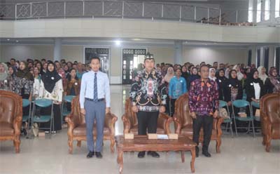 Wakil Bupati Pulang Pisau Buka Kegiatan Seminar Nasional