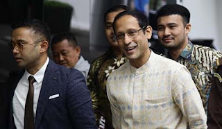 Nadiem saat diperiksa Kejagung.