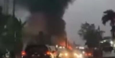 Bengkel Terbakar, Lalu Lintas Karawaci Macet Total