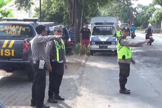 Polisi olah TKP kecelakaan