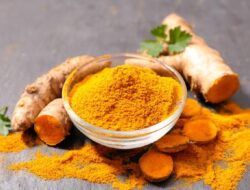 Kapan Waktu Terbaik Minum Kunyit? Ini Penjelasan dan Cara Konsumsinya