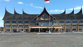 Kantor Bupati Pasaman Barat.