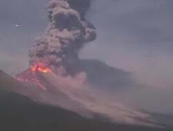 Erupsi Gunung Lewotobi, Batik Air Batalkan Sejumlah Penerbangan ke Labuan Bajo