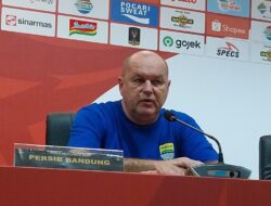 Bojan Hodak Yakin Persib Bangkit Usai Hasil Seri Lawan Dewa United