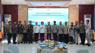 Perjanjian kerja sama PLN dan Kejati Sumbar.